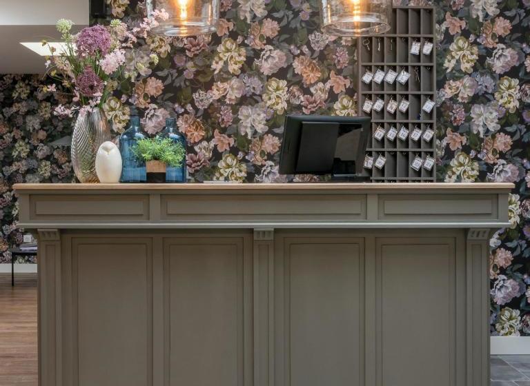 호텔 Hôtel Restaurant L Epicurien