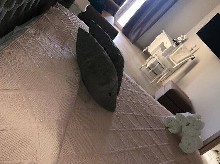 پانسیون Incanto Luxury Rooms