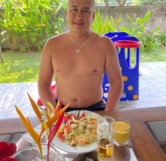 פנסיון Senu Beach Villa