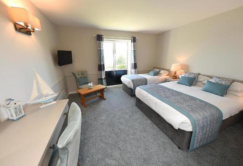 بنسيون Whispering Pines