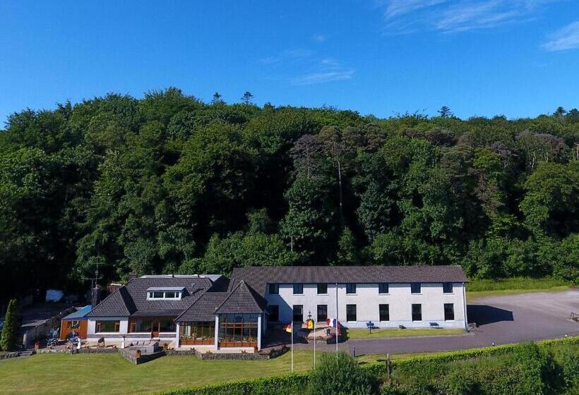 بنسيون Whispering Pines