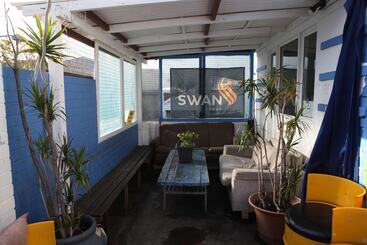 هاستل Perth Central Backpackers