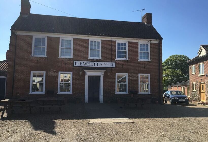 مبيت وإفطار The White Lady