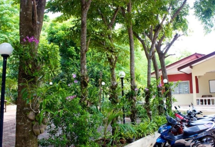 ホテル Sichang Shine Khao Resort