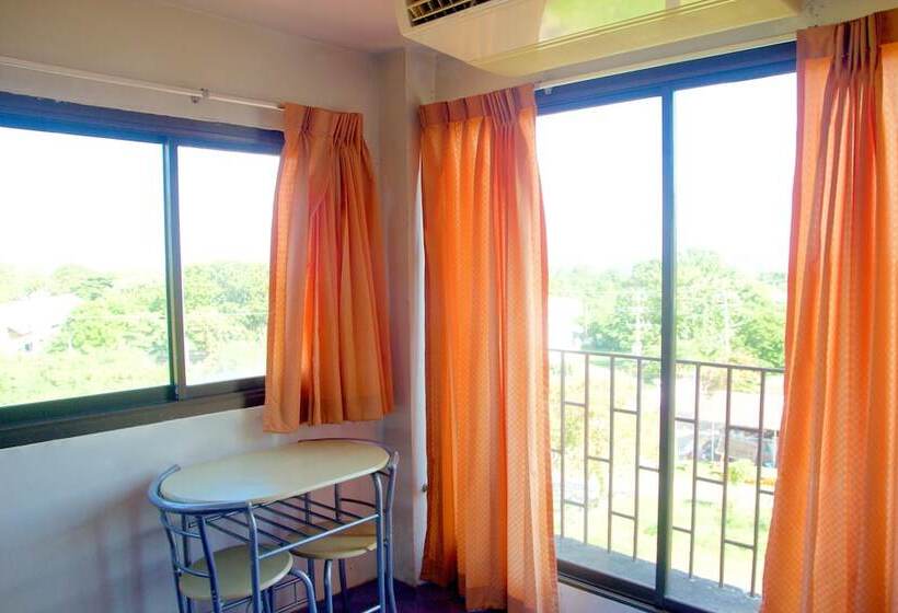 هتل Sichang Shine Khao Resort