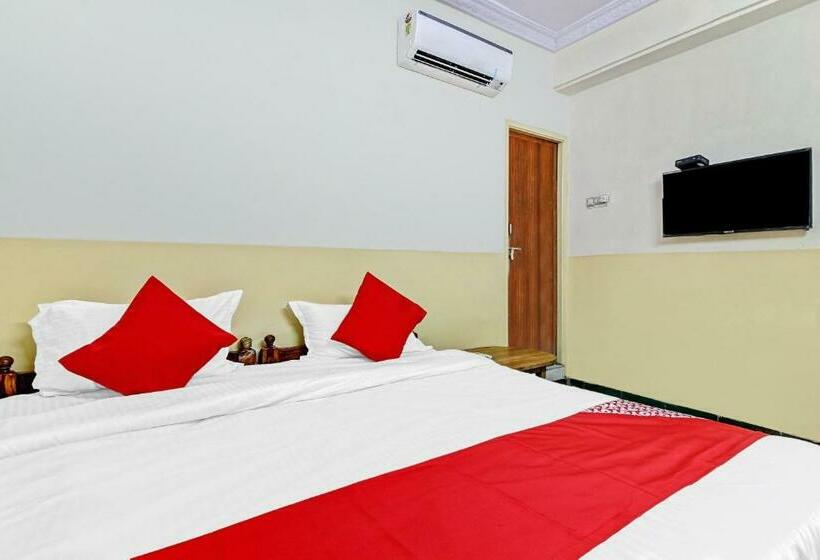 هتل Oyo 49125 Suraj Residency