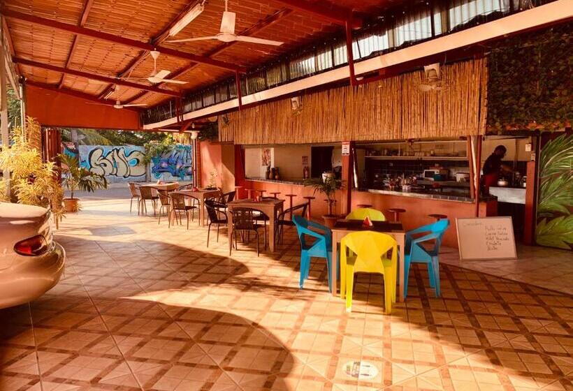 پانسیون Cabinas Jacomar