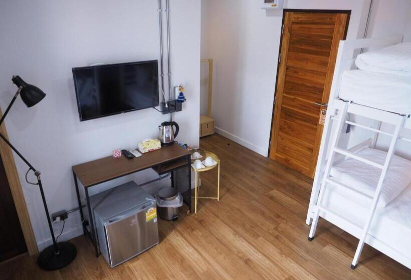 فندق Luck Esan Loft