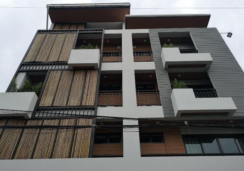 فندق Luck Esan Loft