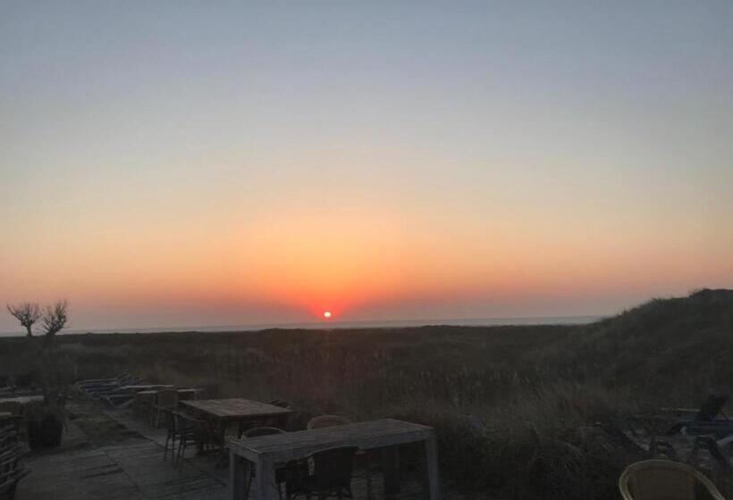 فندق Om De Noord   Beach, Bed & Breakfast