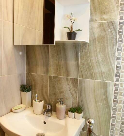 پانسیون Guest House Plavas