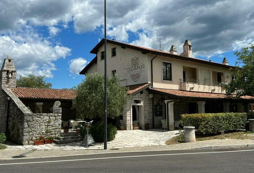 هاستل Gran Osteria Tre Noci