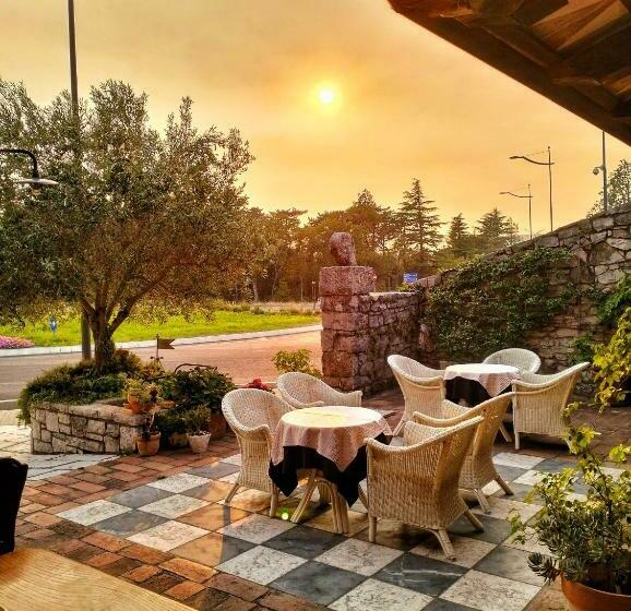 هاستل Gran Osteria Tre Noci