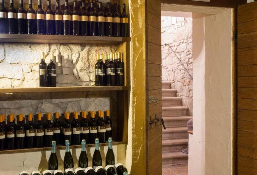 هاستل Gran Osteria Tre Noci