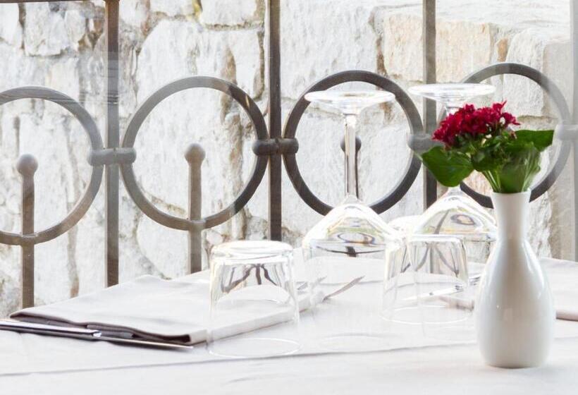 هاستل Gran Osteria Tre Noci