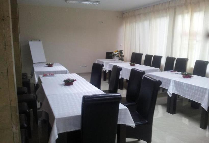 هاستل Inex Krajina Negotin