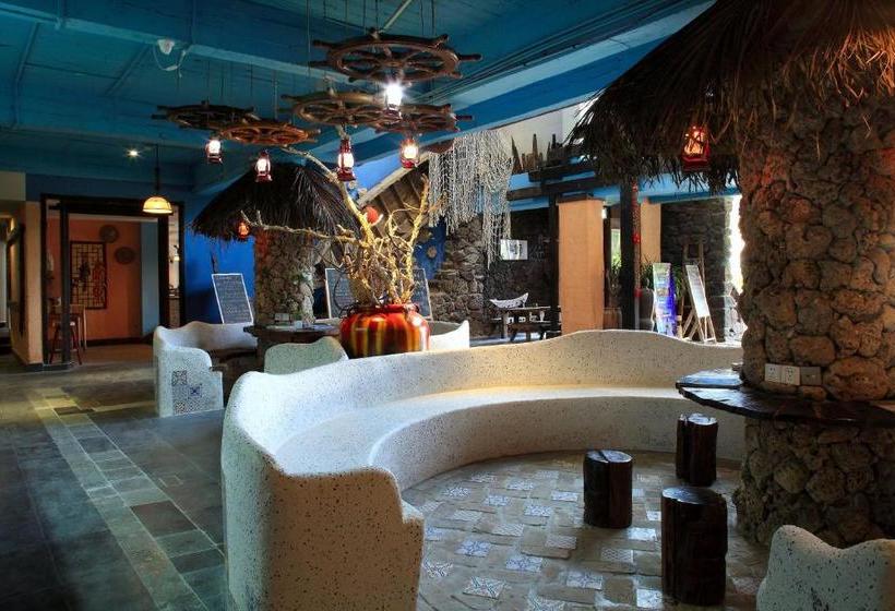 בית מלון כפרי Forest Inn Ri Yue Bay Surf Branch