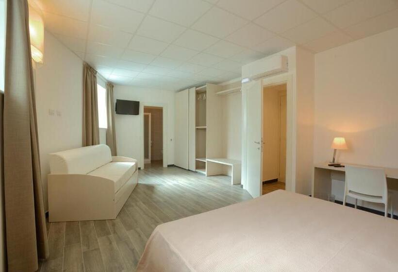 پانسیون Sabbia D'oro Locanda & Beach