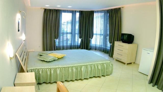 پانسیون Stela Guest House