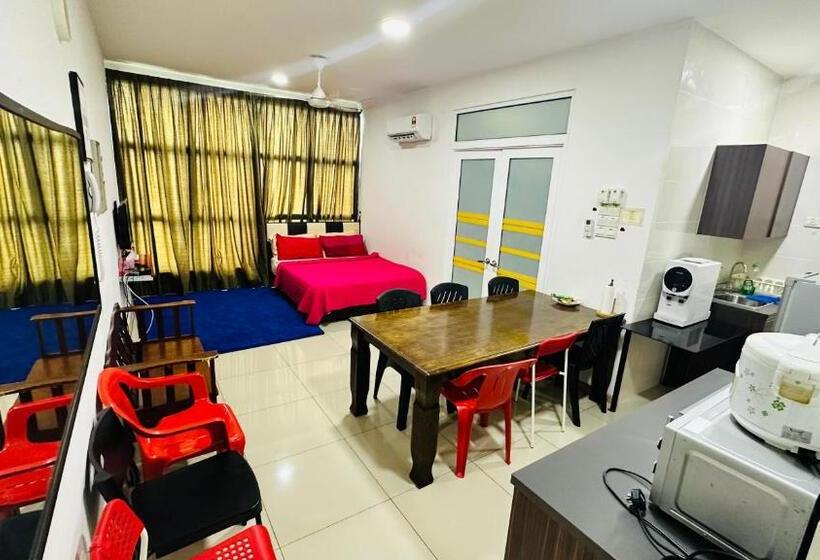 پانسیون Vista Alam Roomstay Homestay