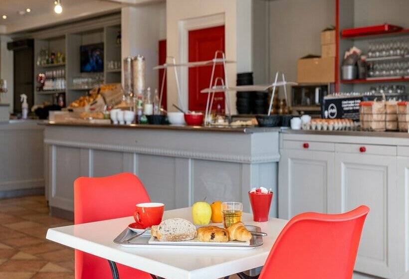 B&B Hotel Calais Terminal Cité de l'Europe 3 étoiles