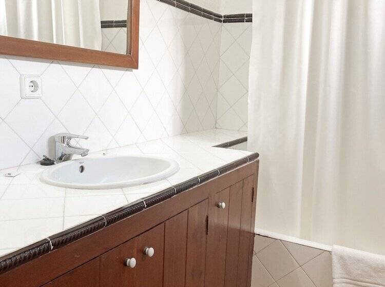 Binivell Park Caliu Apartments