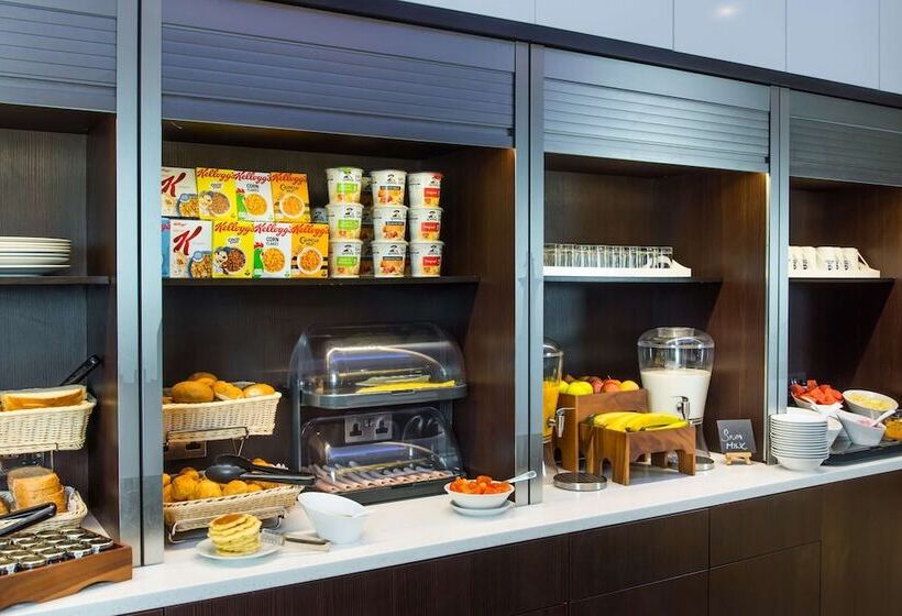 Fotos del hotel Best Western Chiswick Palace & Suites London:  41