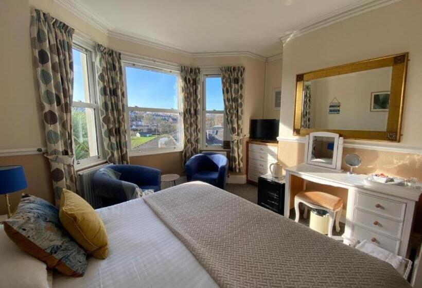 Отель Buckingham Lodge Guest House