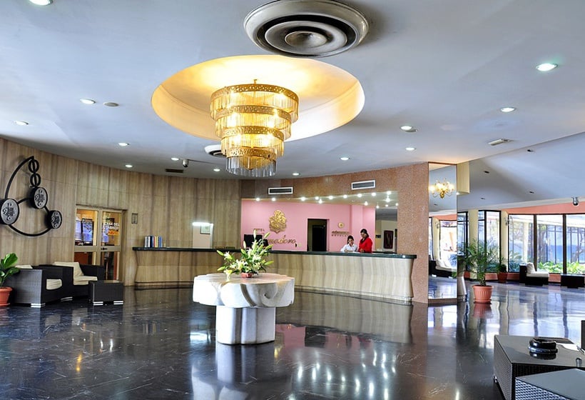 Fotos del hotel Comodoro:  11