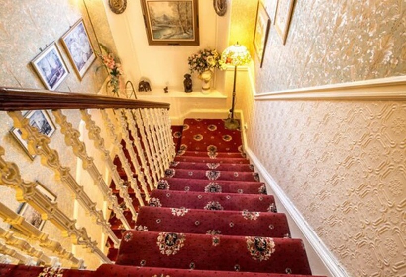 Fotos del hotel Corstorphine Lodge:  2