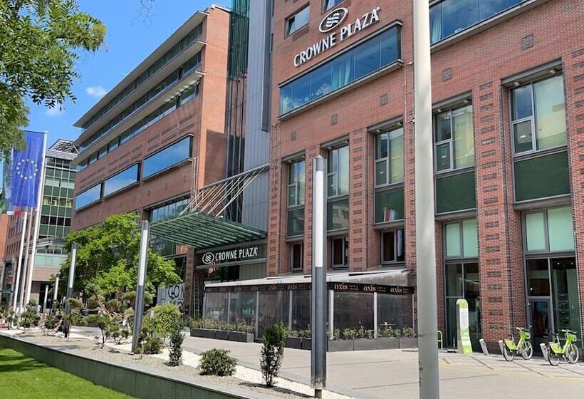 هتل Crowne Plaza Budapest, An Ihg