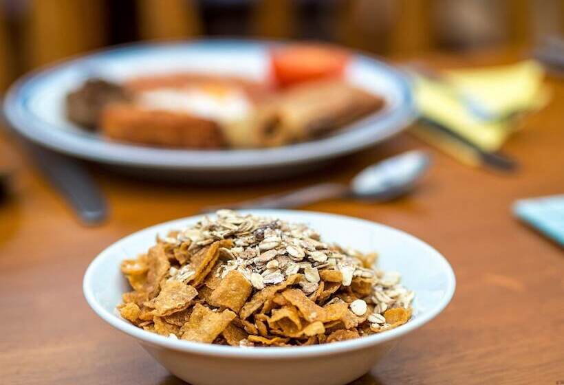 Fotos del hotel Cumberland Hotel:  2