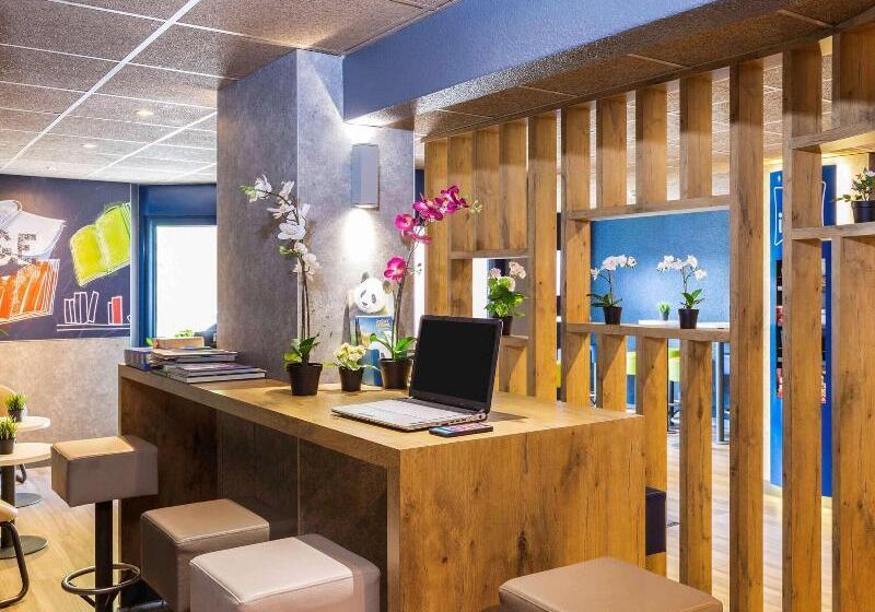 هتل Ibis Budget Marnelavallée Noisylegrand