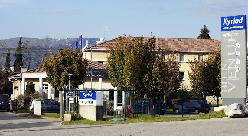 هتل Kyriad Valence Nord Bourg Les Valence