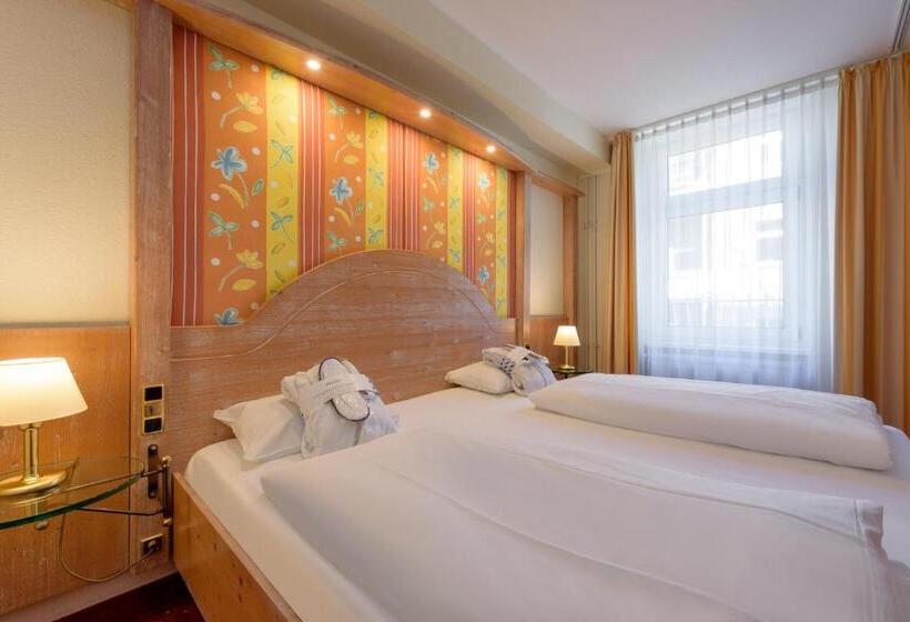 Fotos del hotel Mercure Hotel Berlin Mitte:  3