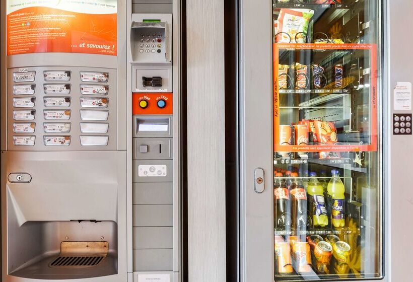 בית מלון כפרי Premiere Classe Avallon