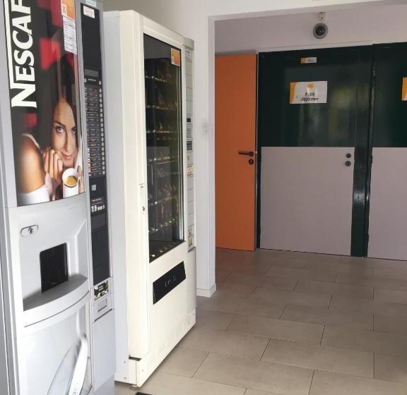 هتل Premiere Classe Nantes Est  Sainte Luce Sur Loire