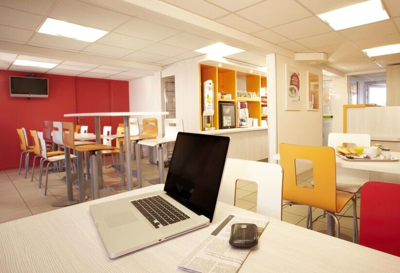 בית מלון כפרי Premiere Classe Saint Brice Sous Foret