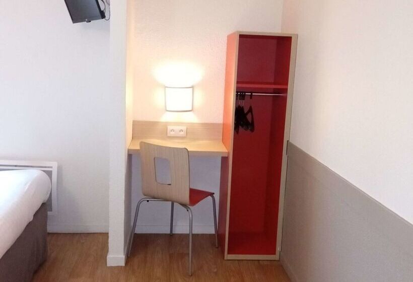 Отель Premiere Classe Saint Brice Sous Foret