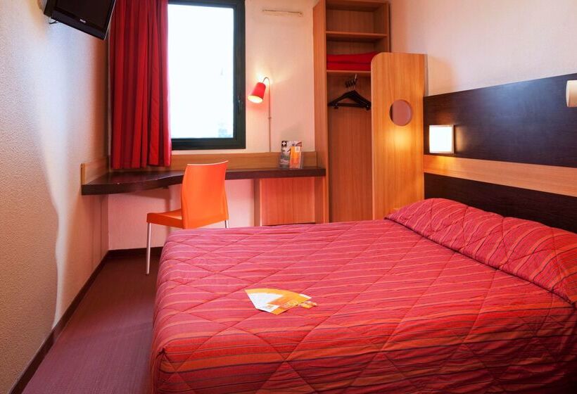 Отель Premiere Classe Saint Ouen L Aumone