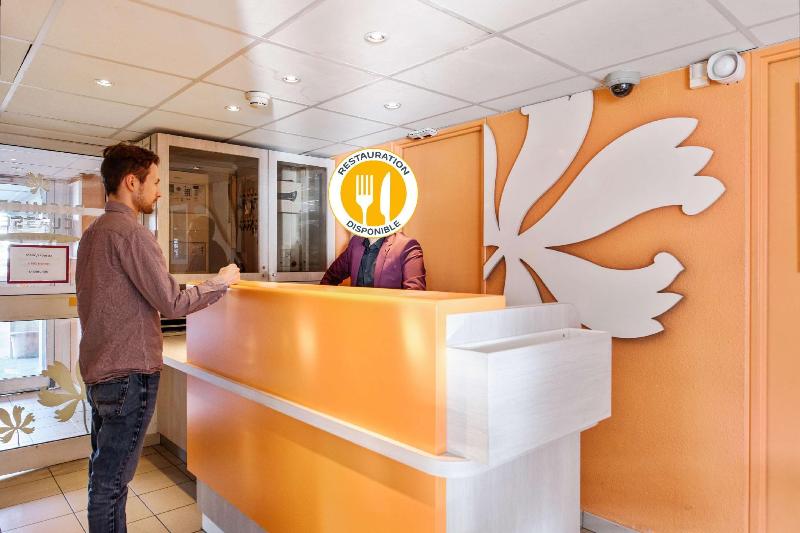 בית מלון כפרי Premiere Classe St Quentin En Yvelines Elancourt