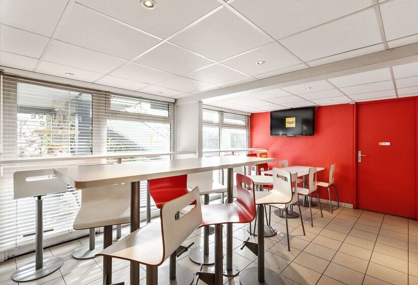 فندق Premiere Classe Tours Nord