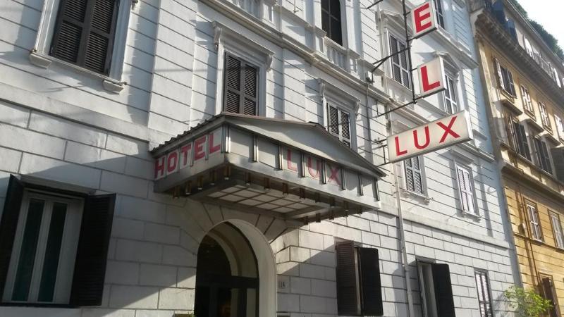 Hotel Raeli  Lux