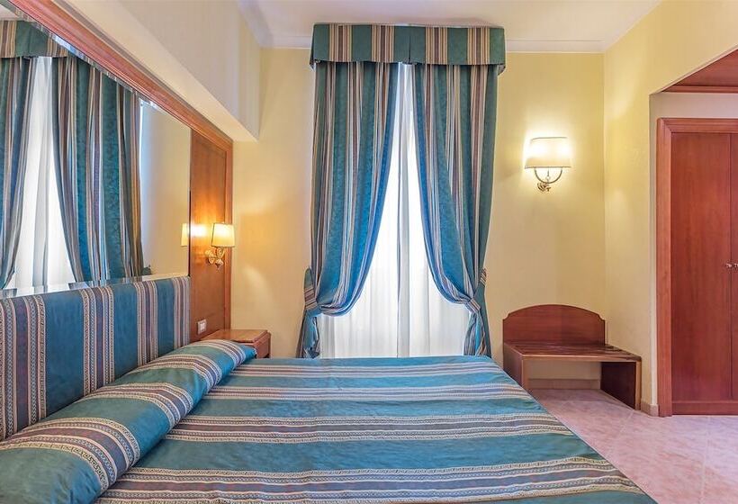 Fotos del hotel Raeli Hotel Lux:  14