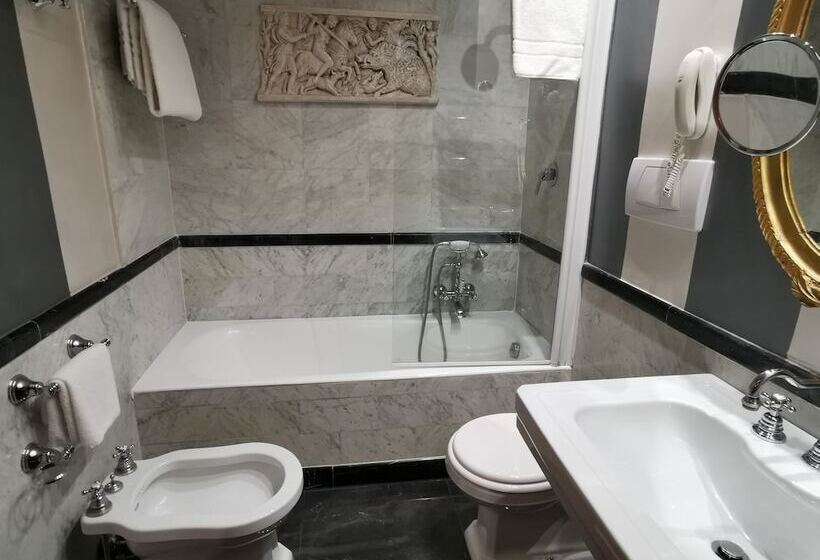 Fotos del hotel Royal Court:  9