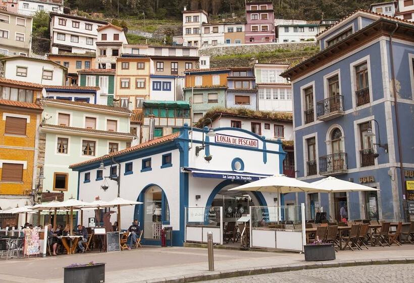 هتل روستایی Casona De La Paca