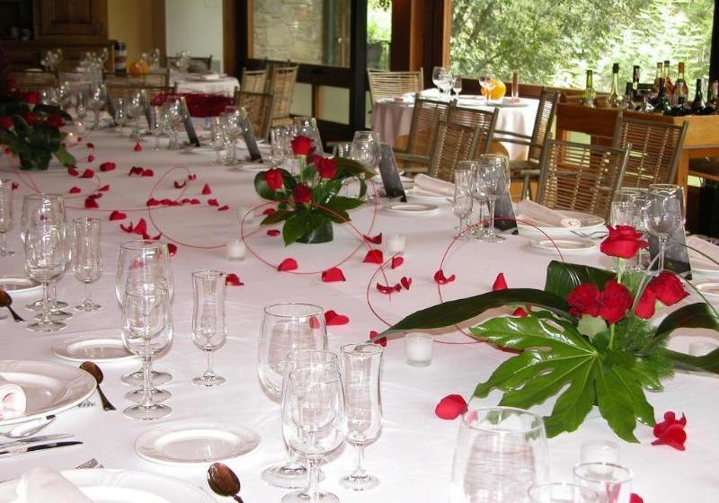 酒店 Sant Ferriol Spa & Restaurante