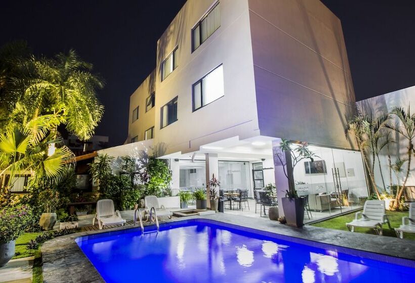 هتل Sirari By Regina