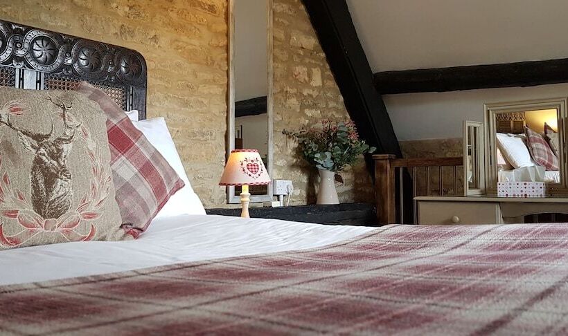 호텔 The Kings Arms