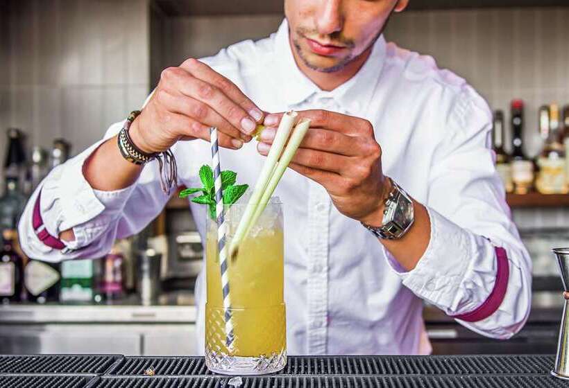 Fotos del hotel The Trafalgar St. James, London Curio Collection By Hilton:  15